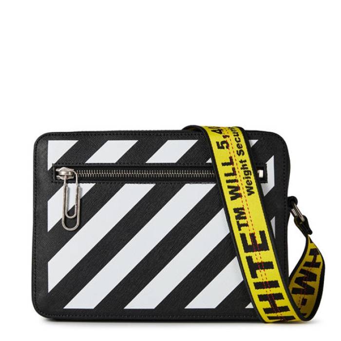 Off White 【 Men\u0027s Camera Bag, Bold Diagonal Stripes Unisex Black White 】 メンズ 写真機 ユニ一発やる 黒いこと 黒いこと 白いこと 白いこと