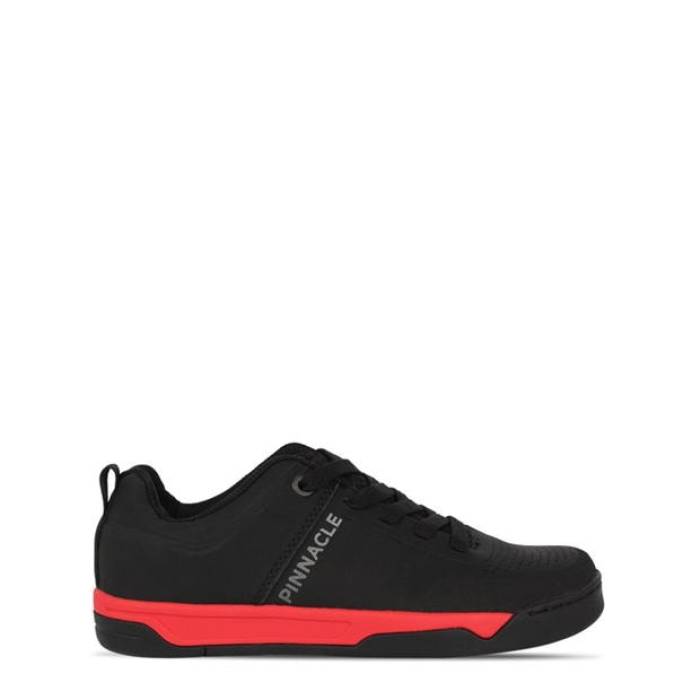 Pinnacle 【 Cedar Flat Junior Cycling Shoes Kids Black/Red 】 シューズ 運動すること靴 御坊っちゃん キッズ 黒いこと 黒いこと Red 赤・赤いこと