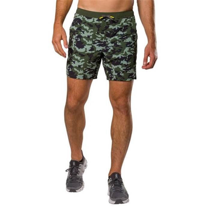 ネイサン Nathan 【 Performance Running Shorts Men Green Camo 】 パフォーマンス ショーツ メンズ green 緑・グリーン カモ柄