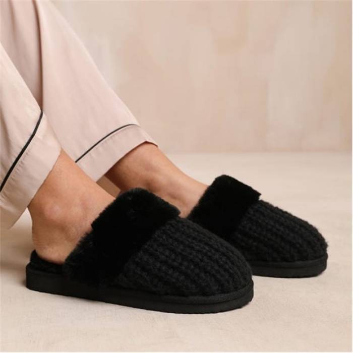 Wheres That From 【 Knitted Slider Slippers With Fur Women Black Yarn 】 スリッパ レディース 黒色 ブラック