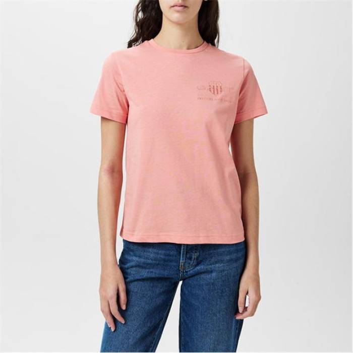 ガント Gant 【 Tonal Shield T-Shirt Women Peachy Pink 】 Tシャツ レディース pink ピンク|スニケス