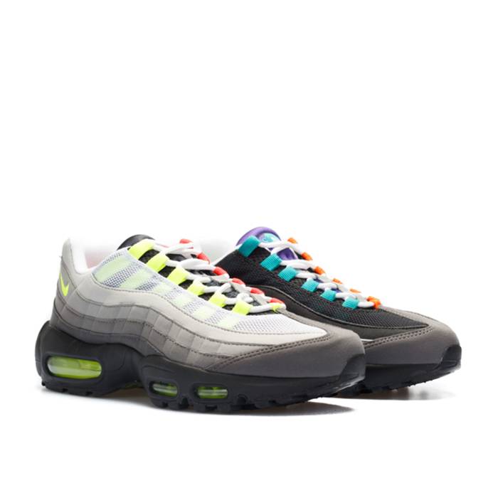 ナイキ Nike 【 Air Max 95 Og Qs ガウス \u0027Greedy\u0027 Youth Black/Volt-Safety Orange 】 マックス お坊っちゃん キッズ 黒いこと 黒いこと orange 橙・オレンジ色