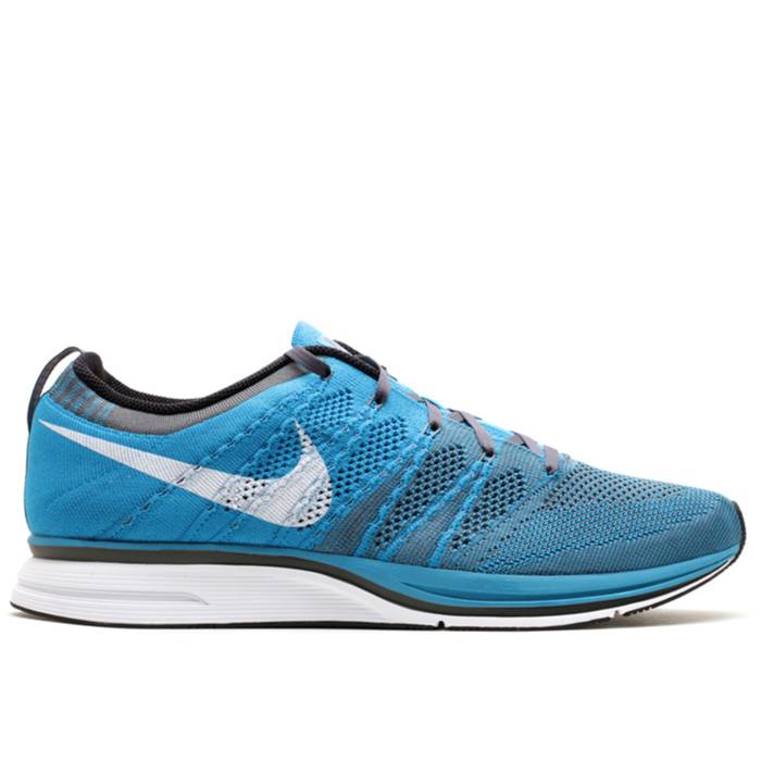 ナイキ Nike 【 Flyknit Trainer + Men Neo Turbo/White Dark Grey 】 飛球編み物 調教師 メンズ ネオ ターボ 白いこと 白いこと 薄墨色 薄墨色