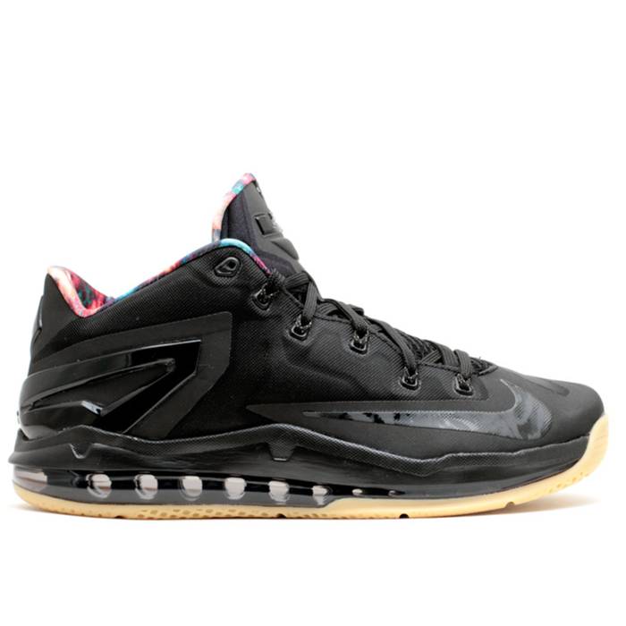 ナイキ Nike 【 Max Lebron 11 Low 'Gum' Men Black/Black-Hyper Crimson-Hyper Cobalt 】 マックス Lebron レブロン メンズ 黒色 ブラック
