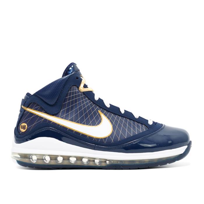 ナイキ Nike 【 Air Max Lebron 7 'Akron' Men Mid Navy/White-Mttc Gl 】 マックス Lebron レブロン メンズ ミッド 紺色 ネイビー|スニケス