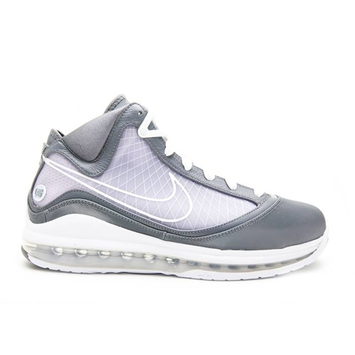 ナイキ Nike 【 Air Max Lebron 7 'Cool Grey' Men Cool Grey/Cool Grey-White 】 マックス Lebron レブロン メンズ クール 灰色 グレー｜スニケス 67,980円