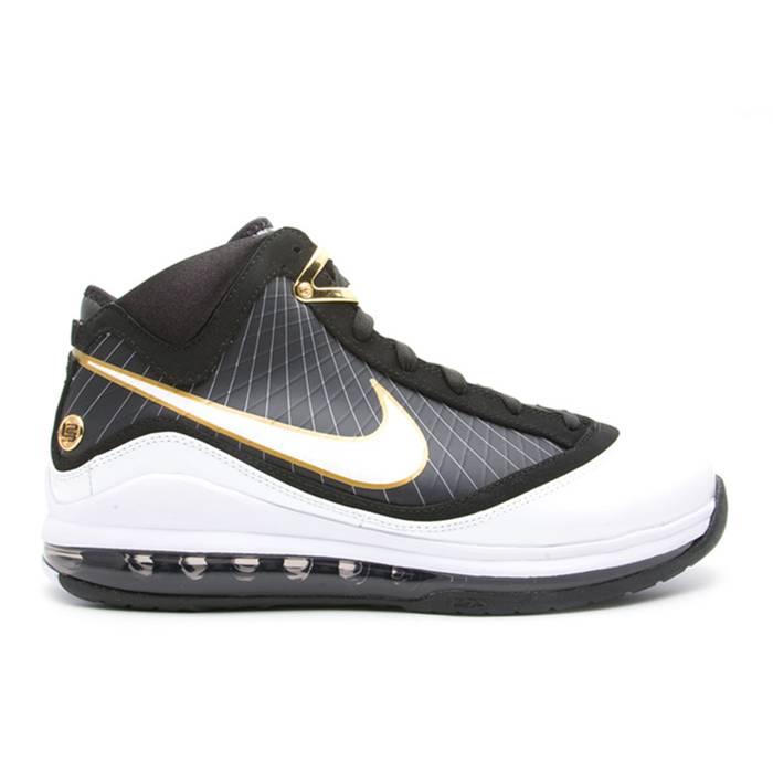 ナイキ Nike 【 Air Max Lebron 7 \u0027Black White Gold\u0027 Men Black/White-Metallic Gold 】 マックス Lebron レブロン 白いこと 白いこと メンズ 黒いこと 黒いこと ゴールド
