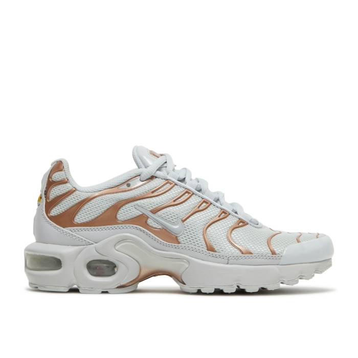 ナイキ Nike 【 Air Max Plus ガウス \u0027Pure Platinum\u0027 Youth Pure Platinum/Pure Platinum 】 マックス 御坊っちゃん キッズ 純然たる Platinum プラチナム