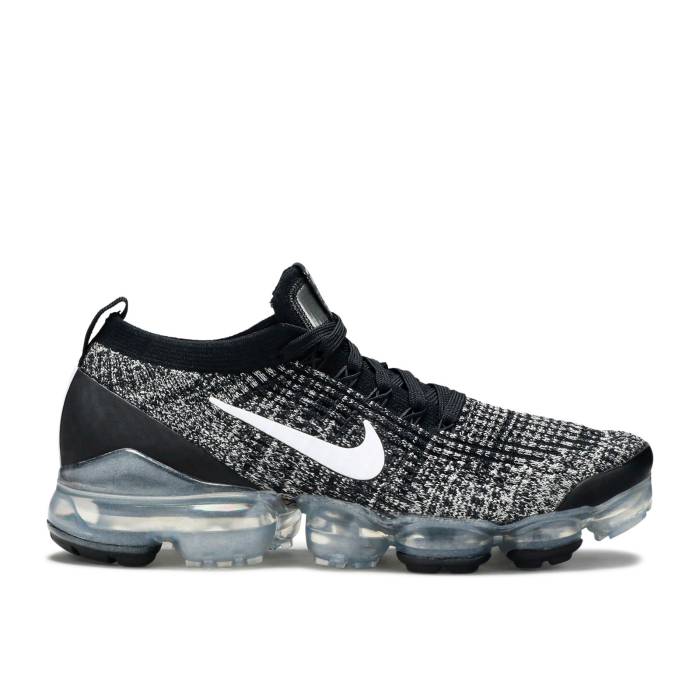 ナイキ Nike 【 Wmns Air Vapormax Flyknit 3 \u0027Oreo\u0027 Women Black/White-Metallic Silver 】 飛球編み物 レディース 黒いこと 黒いこと Silver しろがね色・しろがね色