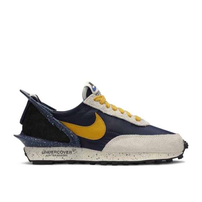 ナイキ Nike 【 Undercover X Wmns Daybreak Women Obsidian/Gold Dart/Sail 】 アンダー覆いかぶせる レディース ゴールド ダート