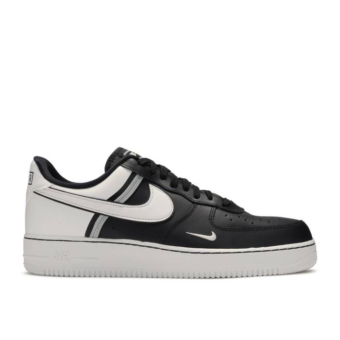 ナイキ Nike 【 Air Force 1 '07 Lv8 'Black' Men Black 】 メンズ 黒色 ブラック|スニケス