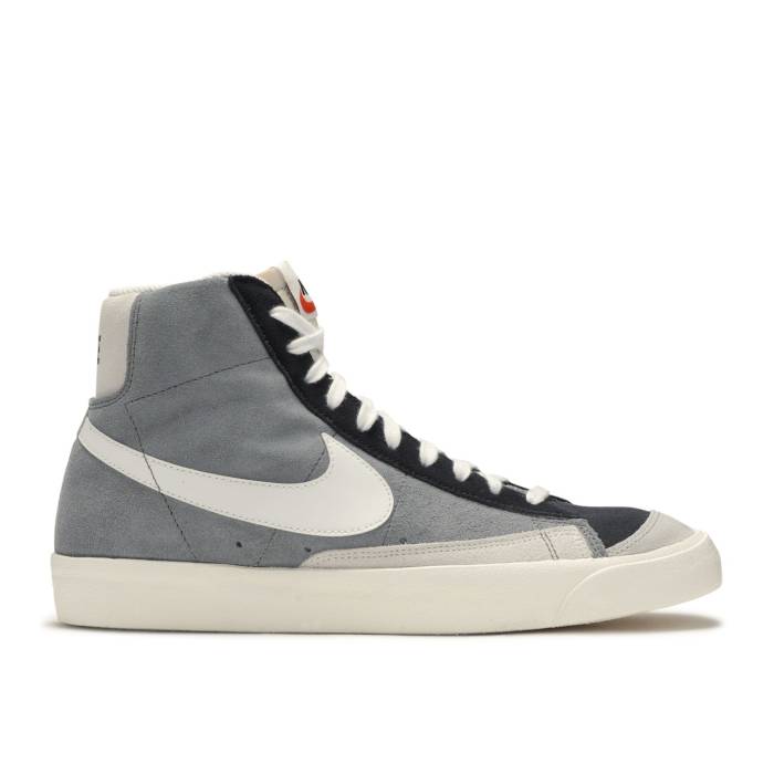 ナイキ Nike 【 Blazer Mid 77 Vintage \u0027Cool Grey Black\u0027 Men Cool Grey/Black/Summit White 】 ブレイザー ミッド vintage ビンテージ・ヴィンテージ 薄墨色 薄墨色 メンズ 冷やりとした 薄墨色 薄墨色 黒いこと 黒いこと 白いこと ホワ