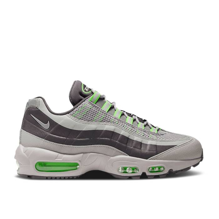 ナイキ Nike 【 Air Max 95 Winter Utility 'Electric Green' Men Thunder Grey/Atmosphere Grey/Electric Green/Reflect Silver 】 マックス ウィンター メンズ サンダー 灰色 グレー green 緑・グリーン Silver 銀色・シルバー