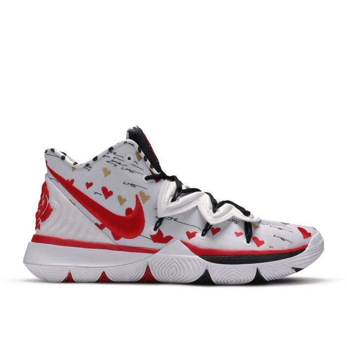 ナイキ Nike 【 Sneakerroom X Kyrie 5 \u0027I Love You Mom\u0027 Men 】 Kyrie カイリー メンズ