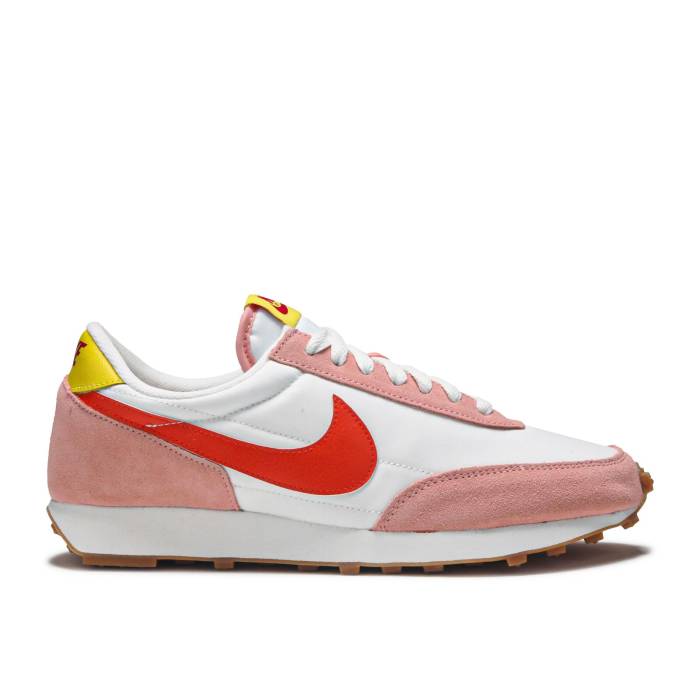 ナイキ Nike 【 Wmns Daybreak Coral Stardust Women Coral Stardust/Team Orange 】 レディース Team チーム orange 橙・オレンジ