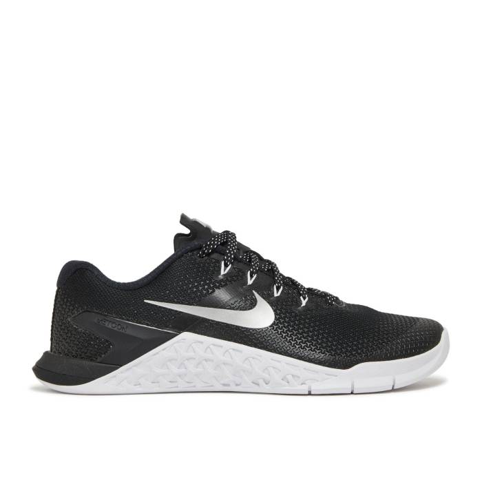 ナイキ Nike 【 Wmns Metcon 4 \u0027Black Metallic Silver\u0027 Women Black/Metallic Silver/White 】 レディース 黒いこと 黒いこと Silver しろがね色・しろがね色 白いこと 白いこと