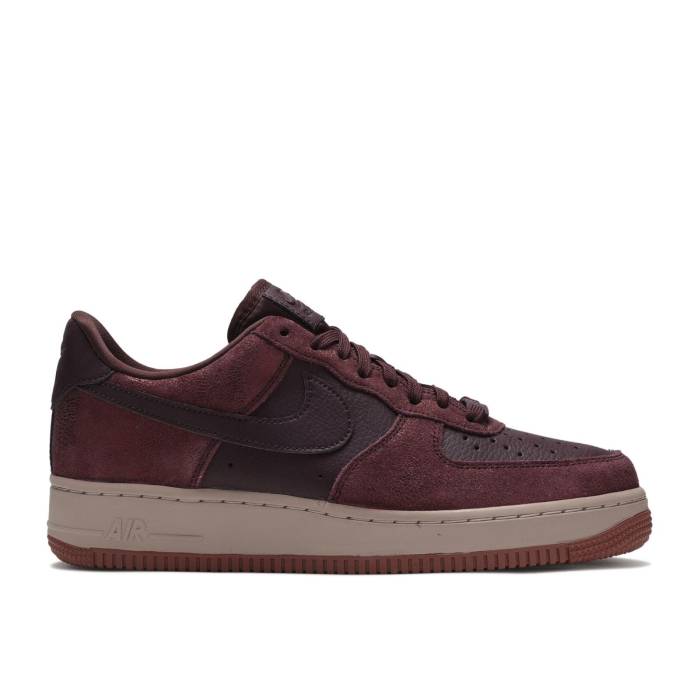 ナイキ Nike 【 Wmns Air Force 1 Low \u002707 Premium \u0027Burgundy Crush\u0027 Women Burgundy Crush/Burgundy Crush 】 Premium 割り増し金 レディース ぶどう酒色・バーガンディー