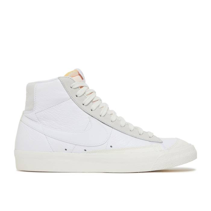 ナイキ Nike 【 Blazer Mid 77 Vintage 'Sail' Men White/Sail/Platinum Tint 】 ブレイザー ミッド vintage ビンテージ・ヴィンテージ メンズ 白色 ホワイト Platinum プラチナム
