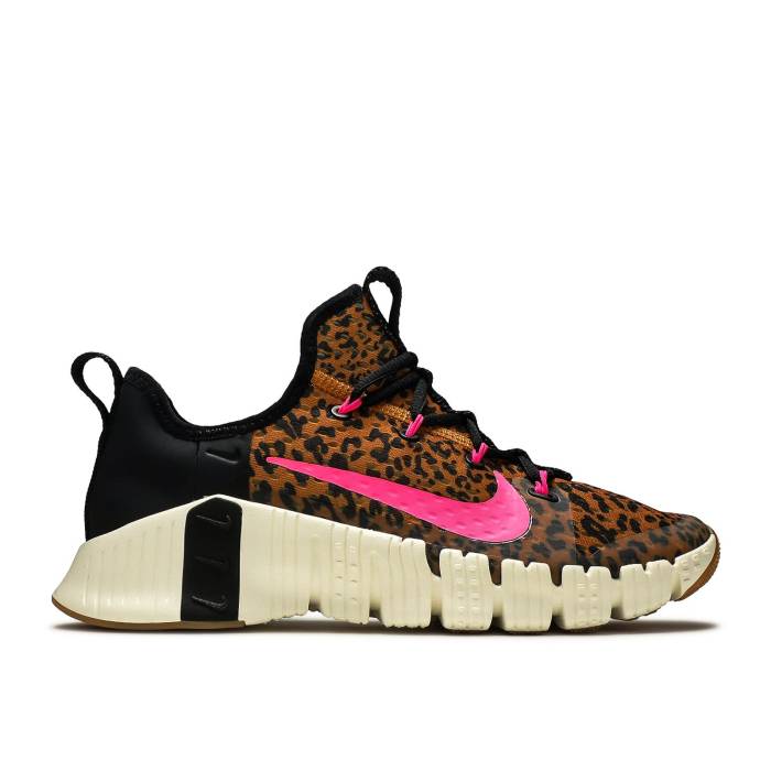 ナイキ Nike 【 Wmns Free Metcon 3 \u0027Leopard Print\u0027 Women Black/Chutney/Sail/Pink Blast 】 無償性 レディース 黒いこと 黒いこと pink サクラ色 ブラジャー同盟罷業