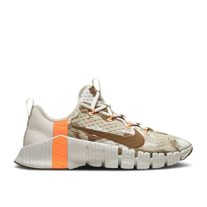 ナイキ Nike 【 Free Metcon 3 \u0027Yuko Brown Camo\u0027 Men Light Bone/Total Orange/Yukon Brown/Yukon Brown 】 無償性 赤銅色 赤銅色 メンズ orange 橙・オレンジ色 赤銅色 赤銅色