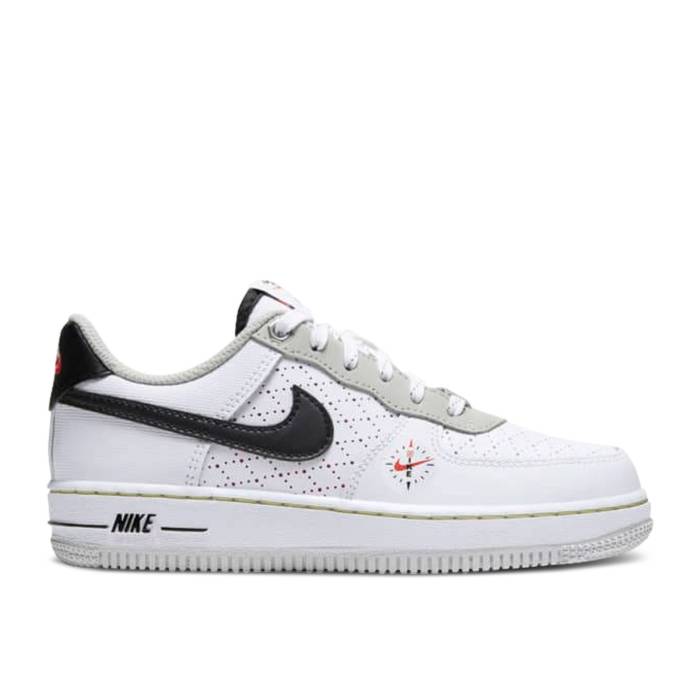 ナイキ Nike 【 Air Force 1 Lv8 Ps \u0027Swoosh Compass\u0027 Youth White/Photon Dust/Limelight/Black 】 御坊っちゃん キッズ 白いこと 白いこと 黒いこと 黒いこと