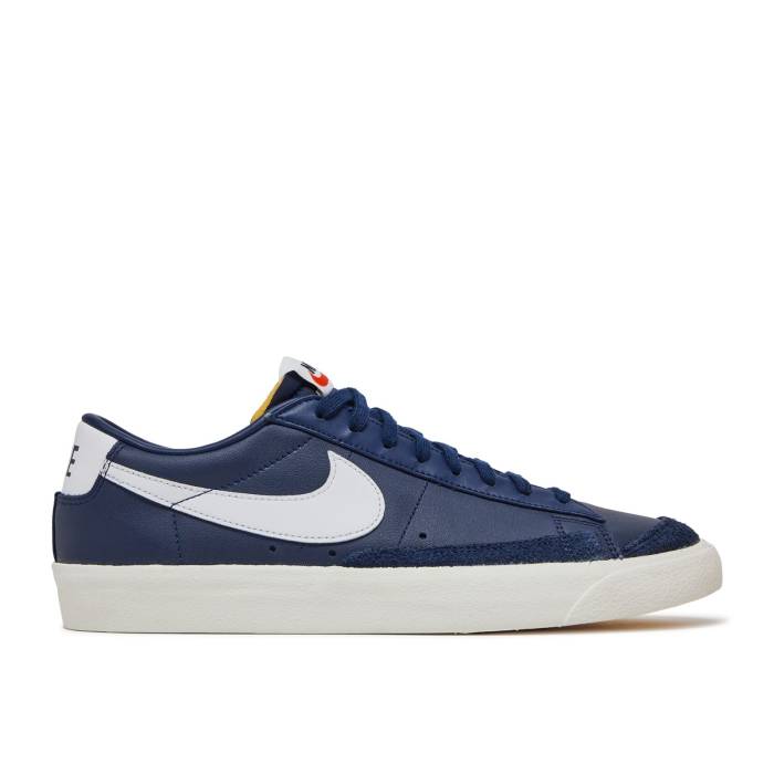 ナイキ Nike 【 Blazer Low \u002777 Vintage \u0027Midnight Navy\u0027 Men Midnight Navy/White 】 ブレイザー vintage ビンテージ・ヴィンテージ メンズ 紺色 米国海軍 白いこと 白いこと
