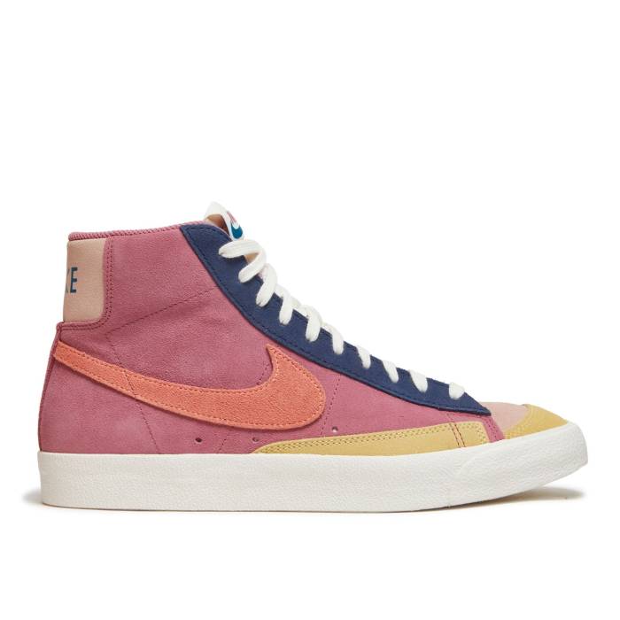 ナイキ Nike 【 Blazer Mid \u002777 \u0027Desert Berry\u0027 Men Desert Berry Red/Deep Navy Blue/Washed Lemon Yellow/Atomic Powder 】 ブレイザー ミッド メンズ Red 赤・赤いこと ディープ 紺色 米国海軍 青み 青色 yellow 黄味がかった・イエロ