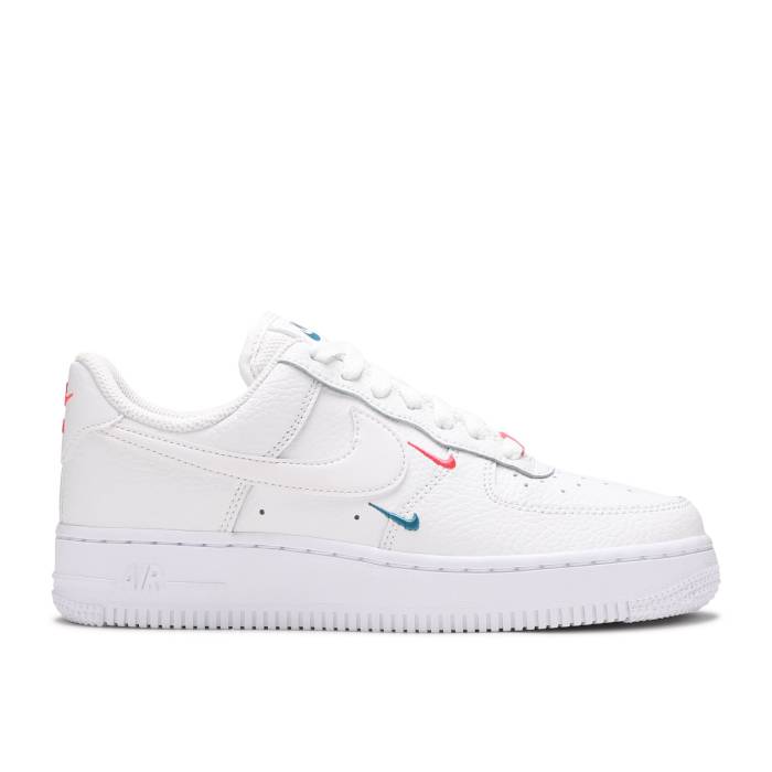 ナイキ Nike 【 Wmns Air Force 1 \u002707 Essential \u0027Summit White Solar Red\u0027 Women Summit White/Summit White/Solar Red 】 白いこと 白いこと レディース 白いこと 白いこと Red 赤・赤いこと スニーカー-レディース靴