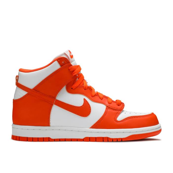 ナイキ Nike 【 Dunk High Sp ガウス \u0027Syracuse\u0027 2021 Youth White/White/Orange Blaze 】 ダンク ご機嫌 御坊っちゃん キッズ 白いこと 白いこと orange 橙・オレンジ色 靴-キッズ・ベビー・マタニティ-スニーカー