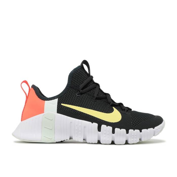 ナイキ Nike 【 Wmns Free Metcon 3 \u0027Black Bright Mango\u0027 Women Dark Smoke Grey/Bright Mango/Barely Green/Light Zitron 】 無償性 レディース 薄墨色 薄墨色 green 緑・緑であること