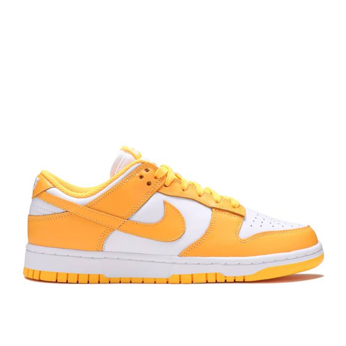 ナイキ Nike 【 Wmns Dunk Low \u0027Laser Orange\u0027 Women Laser Orange/Laser Orange/Sail 】 ダンク レディース Laser レーザ orange 橙・オレンジ色