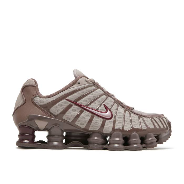 ナイキ Nike 【 Wmns Shox Tl \u0027Pumice Night Maroon\u0027 Women Pumice/Pumice/Night Maroon 】 Shox ショックス ナイト爵 レディース ナイト爵 マルーン