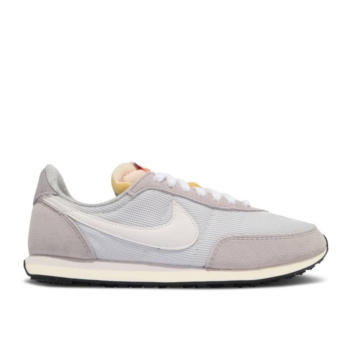 ナイキ Nike 【 Wmns Waffle Trainer 2 Se 'Mountain White' Women Photon Dust/Sail/Grey Fog/Mountain White 】 ワッフル トレーナー レディース 灰色 グレー 白色 ホワイト｜スニケス