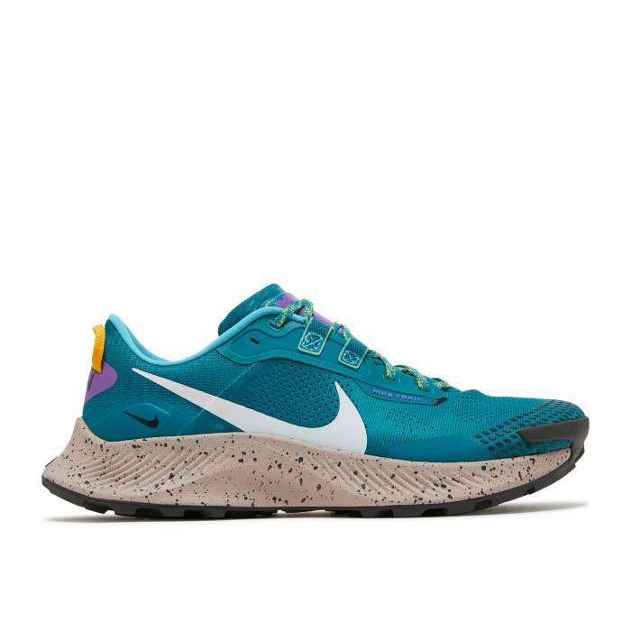 ナイキ Nike 【 Pegasus Trail 3 'Mystic Teal' Men Mystic Teal/University Gold/Wild Berry/Dark Smoke Grey 】 ペガサス メンズ ゴールド wild ワイルド 灰色 グレー