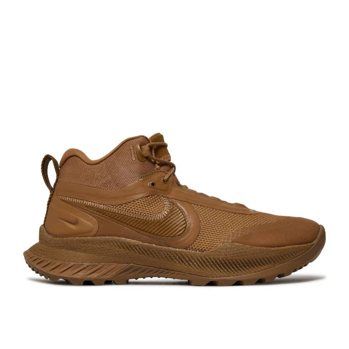 ナイキ Nike 【 React Sfb Carbon Mid \u0027Coyote\u0027 Men Coyote/Coyote/Coyote 】 リアクト 炭素 ミッド メンズ