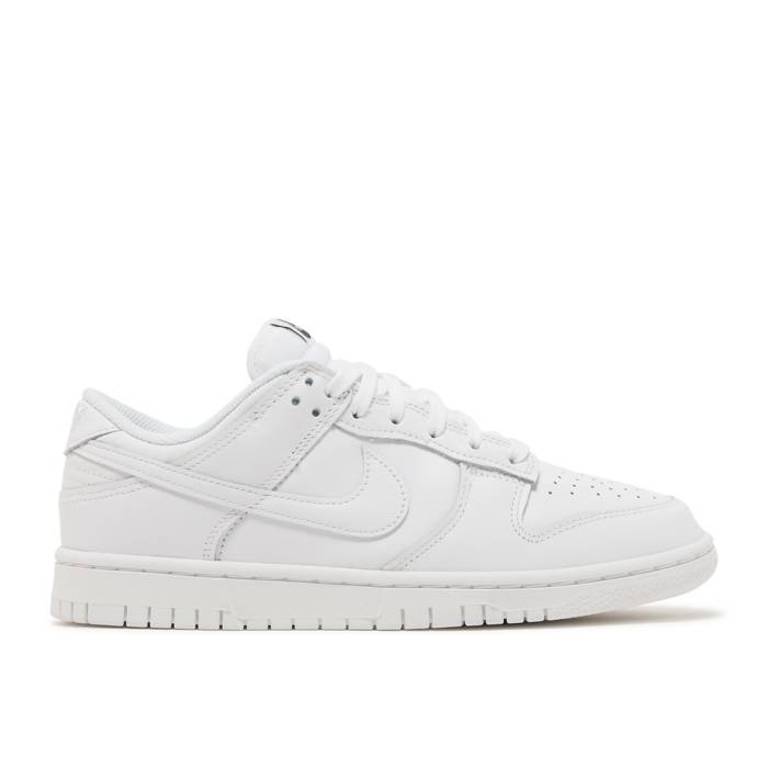ナイキ Nike 【 Wmns Dunk Low \u0027Triple White\u0027 Women White/White/White 】 ダンク レディース 白いこと 白いこと