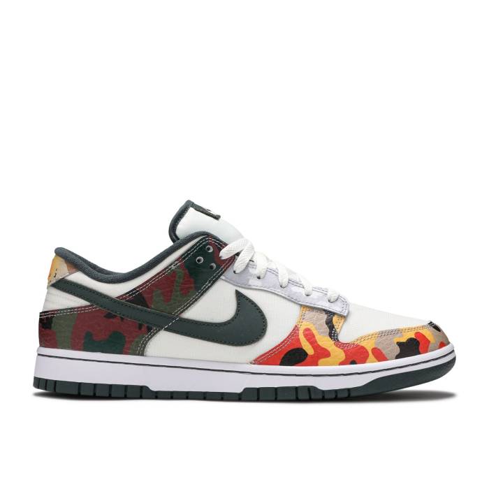 ナイキ Nike 【 Dunk Low Se \u0027Sail Multi-Camo\u0027 Men Sail/Vintage Green/Total Orange/White 】 ダンク メンズ vintage ビンテージ・ヴィンテージ green 緑・緑であること orange 橙・オレンジ色 白いこと 白いこと