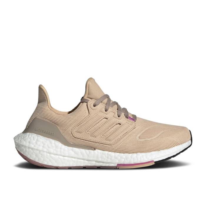 アディダス Adidas 【 Wmns Ultraboost 22 \u0027Magic Beige\u0027 Women Magic Beige/Magic Beige/Chalky Brown 】 レディース 神通力 ベージュ 赤銅色 赤銅色
