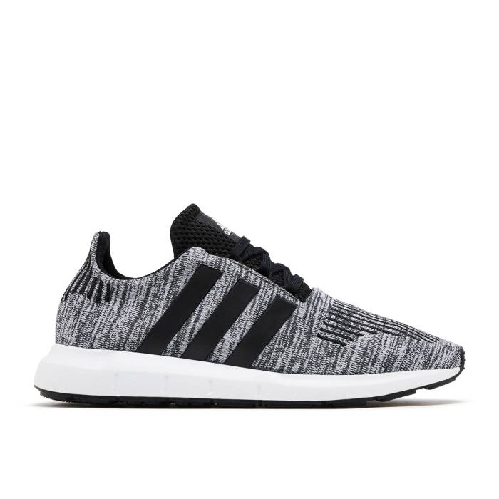 アディダス Adidas 【 Swift Run 1.0 Big Kid 'Black White' Youth Core Black/Core Black/Cloud White 】 Swift ラン ジュニア キッズ コア 黒色 ブラック 白色 ホワイト｜スニケス 27,740円