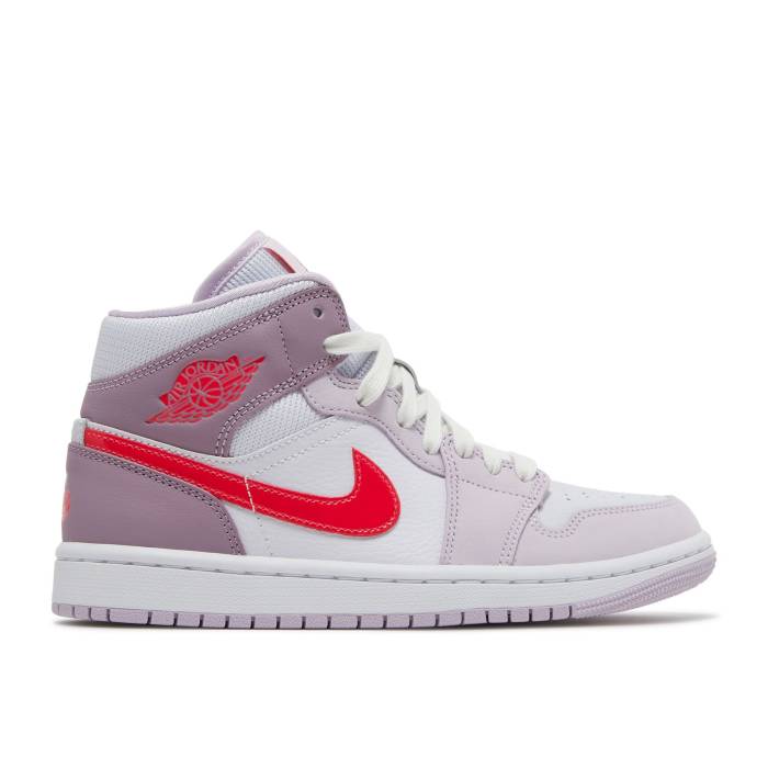 ナイキ エアジョーダン Air Jordan 【 Wmns Jordan 1 Mid \u0027Valentine\u0027s Day\u0027 Women Iris Whisper/Amethyst Wave/Doll/Siren Red 】 ミッド レディース Wave ウェーブ・ウェイブ Red 赤・赤いこと