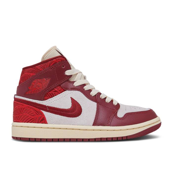 ナイキ エアジョーダン Air Jordan 【 Wmns Jordan 1 Mid Se \u0027Lift Up\u0027 Women Team Red/University Red/Sail/Muslin 】 ミッド レディース Team 野球クラブ Red 赤・赤いこと