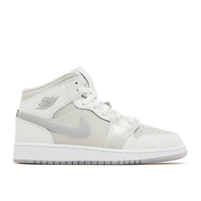 ナイキ エアジョーダン Air Jordan 【 Jordan 1 Mid Se ガウス \u0027Summit White Metallic Silver\u0027 Youth Summit White/Metallic Silver 】 ミッド 白いこと 白いこと 御坊っちゃん キッズ 白いこと 白いこと Silver しろがね色・しろがね色 キッズ・ベビー・マタニティ-スニーカー