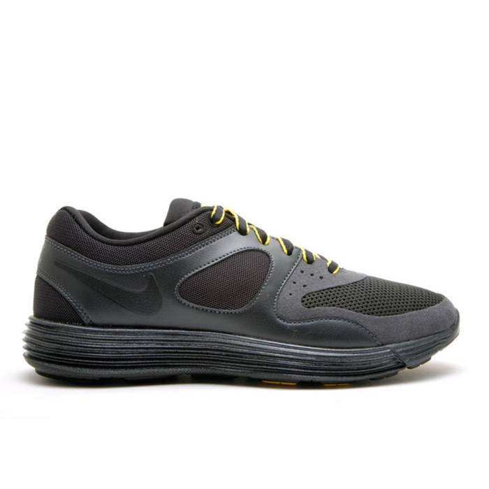 ナイキ Nike 【 Lunar Everyday Tz Laf \u0027Livestrong\u0027 Men Anthreacite/Black-Varsity Maize 】 ルーナー・ルナー メンズ