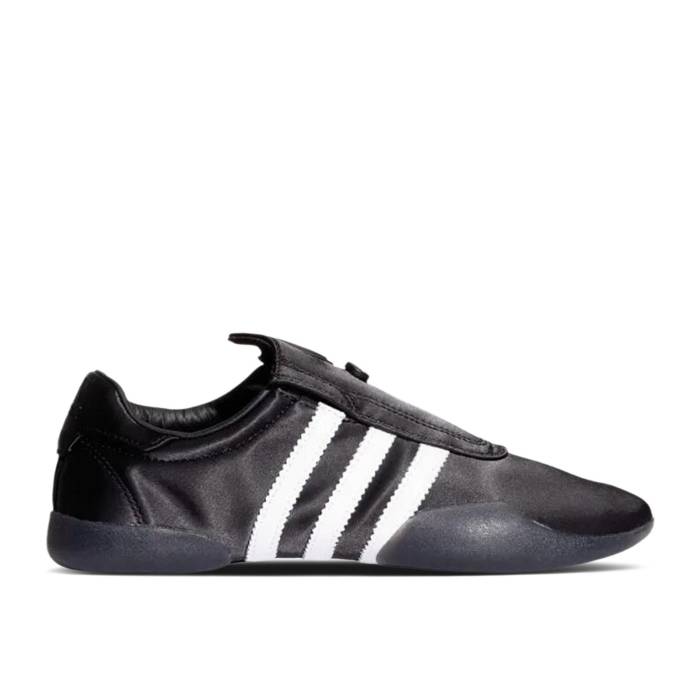 アディダス Adidas 【 Atmos Pink X Wmns Taekwondo Mei \u0027Black Ribbon\u0027 Women Core Black/Footwear White/Core Black 】 pink さくら色 レディース 中核グループ 黒いこと 黒いこと 白いこと 白いこと