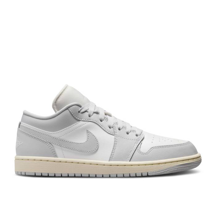 ナイキ　エアジョーダン Air Jordan 【 Wmns Jordan 1 Low 'Neutral Grey Coconut Milk' Women Sail/Coconut Milk/Neutral Grey 】 灰色 グレー レディース 灰色 グレー