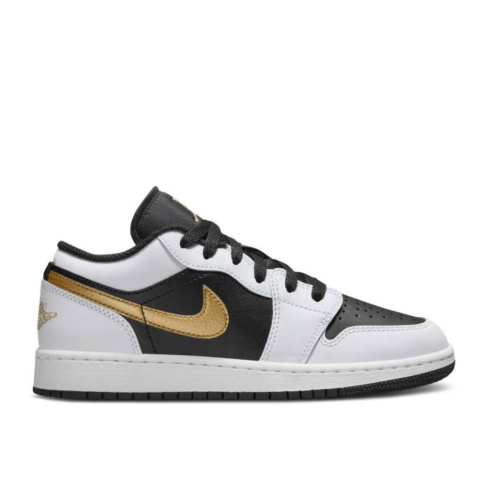 ナイキ エアジョーダン Air Jordan 【 Jordan 1 Low ガウス \u0027Gold Swoosh\u0027 Youth White/Black/Metallic Gold 】 お坊っちゃん キッズ 白いこと 白いこと 黒いこと 黒いこと ゴールド