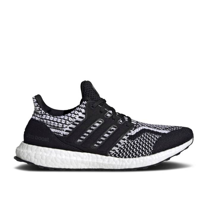 アディダス Adidas 【 Wmns Ultraboost 5.0 Dna \u0027Black White\u0027 Women Core Black/Core Black/Cloud White 】 レディース 中核グループ 黒いこと 黒いこと 白いこと 白いこと