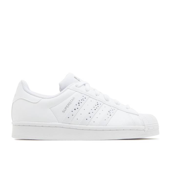 アディダス Adidas 【 Superstar J 'White Sparkle' Youth Cloud White/Cloud White/Silver Metallic 】 Superstar スーパースター ジュニア キッズ 白色 ホワイト Silver 銀色・シルバー｜スニケス 34,970円