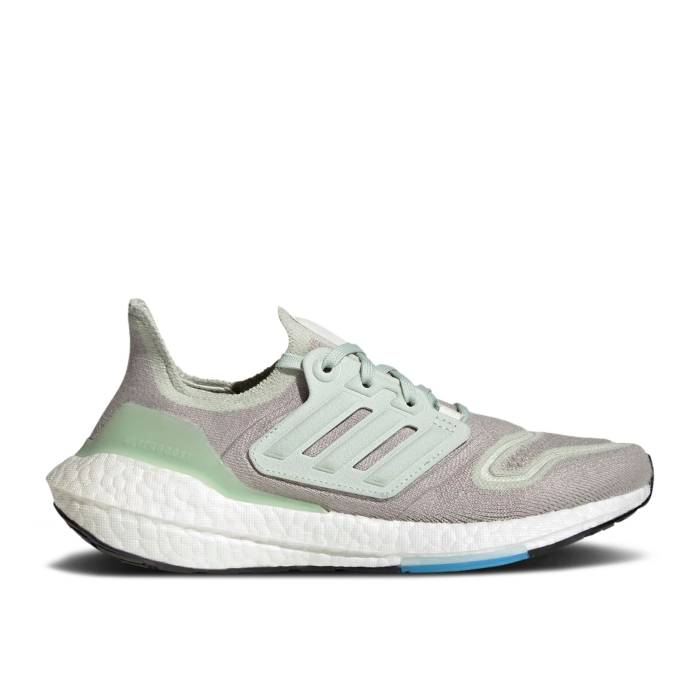 アディダス Adidas 【 Wmns Ultraboost 22 'Metal Grey Linen Green' Women Metal Grey/Linen Green/Off White 】 灰色 グレー レディース メタル 灰色 グレー green 緑・グリーン 白色 ホワイト 27,975円