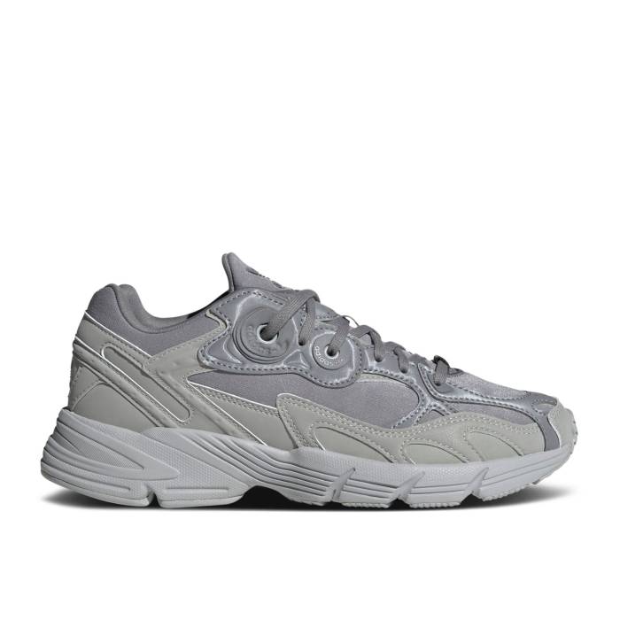アディダス Adidas 【 Wmns Astir \u0027Triple Grey\u0027 Women Grey Three/Grey Three/Grey Two 】 レディース 薄墨色 薄墨色
